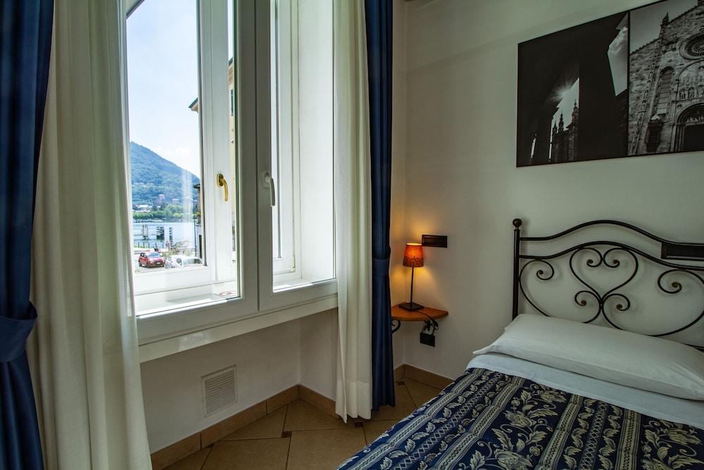 Guest house In Riva Al Como